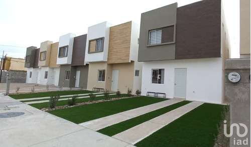 Venta Casa 3 Ambientes Terranova Sur