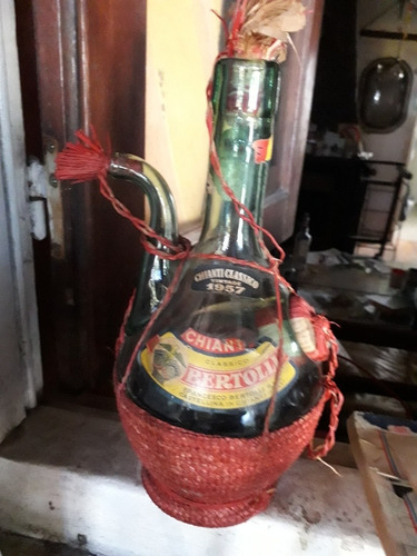 Antigua Botella Colecció Vino Bertolli Cosecha Especial 1957