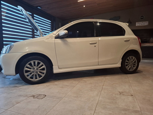 Toyota Etios 1.5 Xls