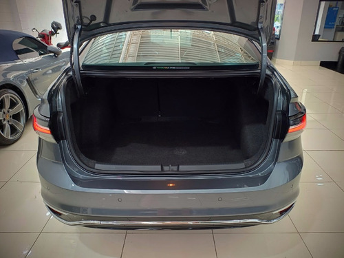 Volkswagen Virtus 1.0 200 TSI HIGHLINE AUTOMÁTICO