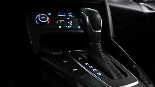 Imagen 10 de 15 de Ford Focus Iii 2.0 Sedan Titanium At6 - 371658 - C