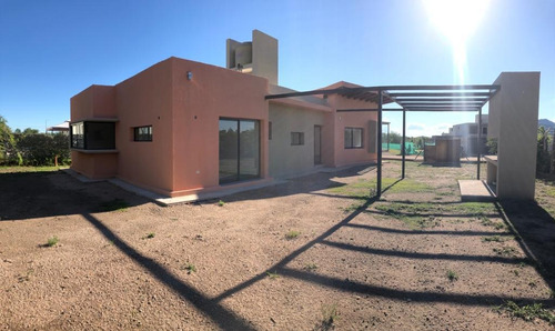 Imagen 1 de 12 de Casa A Estrenar - Altos Los Puquios Juana Koslay - San Luis