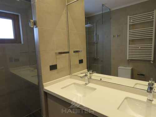 Casa Nueva En Venta De 4 Dorm. En Talca