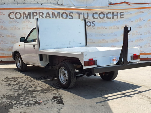 Imagen 6 de 15 de Nissan Np300