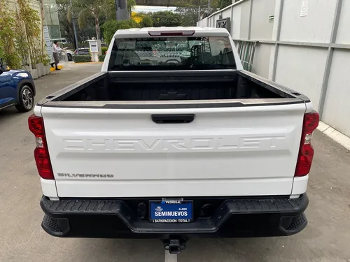 Chevrolet Silverado 5.4 2500 Doble Cabina Ls 4x2 At