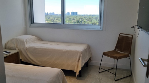 Imagen 20 de 28 de Alquiler Temporario De Apartamento De 3 Dormitorios En Edificio Miami Boulevard Ii - Punta Del Este, Mansa