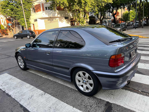 Imagen 8 de 13 de Bmw 2.5 323