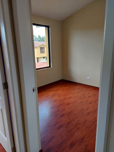 Imagen 6 de 9 de Oportunidad, Casa 2 Pisos, Comjunto Rivera 1 En Sangolqui