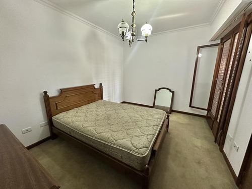 Casa En Alquiler En Vicente Lopez, Olivos - 5 Ambientes