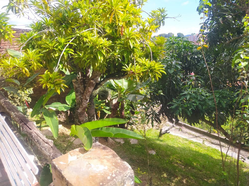 Venta De Townhouse Con Estilo Rustico Colonial Ubicado En La Union Yc