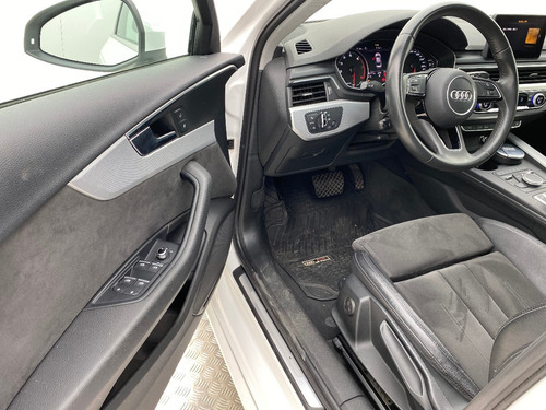 Imagen 10 de 18 de Audi A4 2.0 T L/16 190hp S-tronic