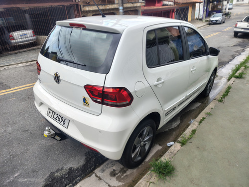 Volkswagen Fox 1.6 Connect Total Flex 5p