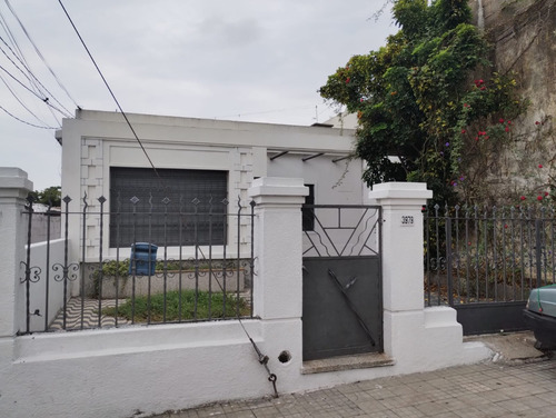 Alquiler Apartamento 2 Dormitorios En La Teja Con Patio Y Cochera