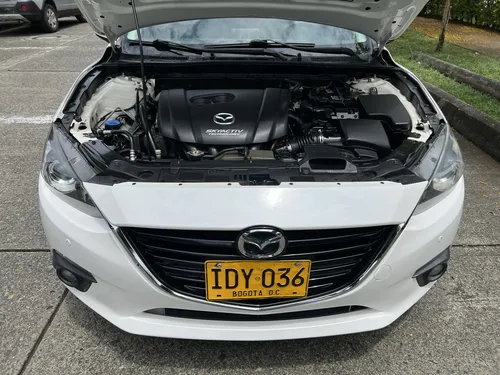 Mazda 3 2.0 Touring