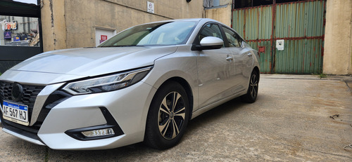 Nissan Sentra 2.0 Advance Cvt