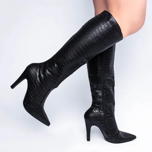 Bota bico hotsell fino cano alto