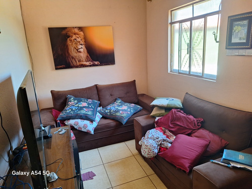 Casa Em Uma Chácara 1.700 Mts Piracema Mg Povoado Dos Costa