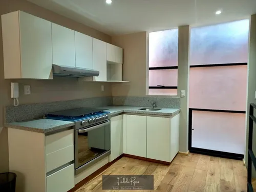 Estrena Town House En El Corazón De La Condesa Con Roof Garden Privado