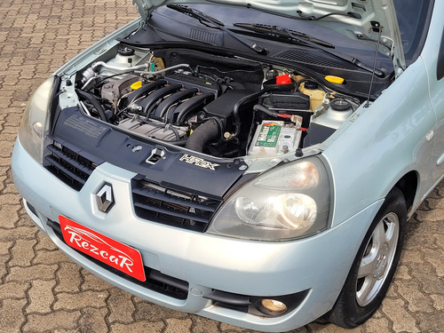 Clio Sedan Privilége 1.6 16v (flex)