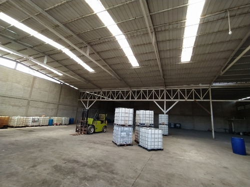 Imagen 2 de 14 de María Meléndez Vende Galpón En Vigirima Guacara