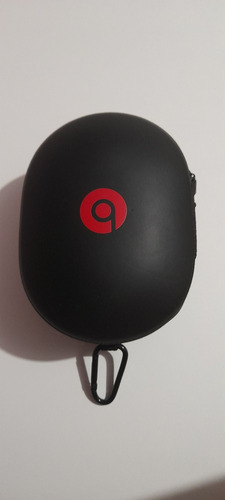 Estuche Para Audifono Beats Studio3 Studio2 En Buen Estado 