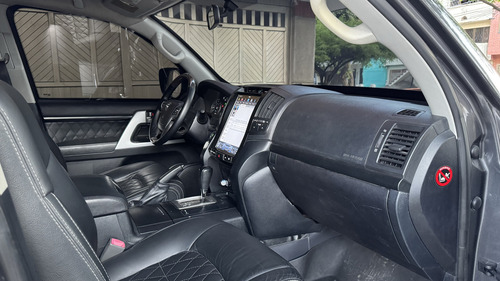 Toyota Land Cruiser Sahara 4.5 Diesel 2010 Blindaje 2 Plus