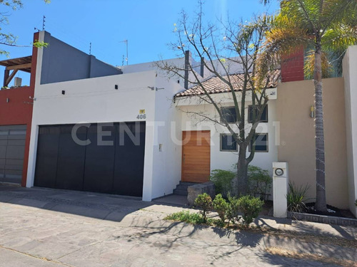 Casa En Venta En Hacienda Real (cantera)