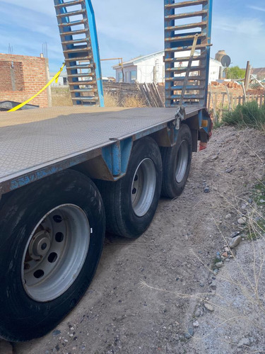 Carreton Salto Tres Ejes De 3 Metros 2008 Rentaltrucks Vial