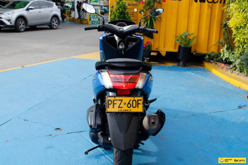 Imagen 8 de 25 de Yamaha N-max