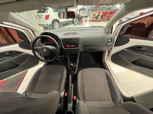 Volkswagen Up! up! take 1.0 Total Flex 12V 5p