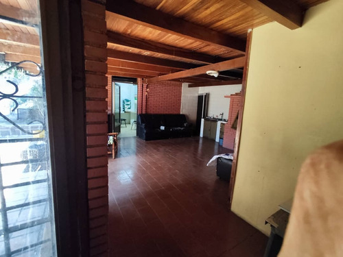 Pm Casa Con Uso Comercial En Alquiler En La Viña Valencia