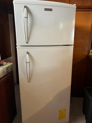 Refrigeradora Indurama Ri-375 Seminueva