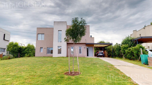 Imagen 2 de 30 de Casa Al Lago En Venta Y Alquiler - Barrio San Francisco, Villanueva