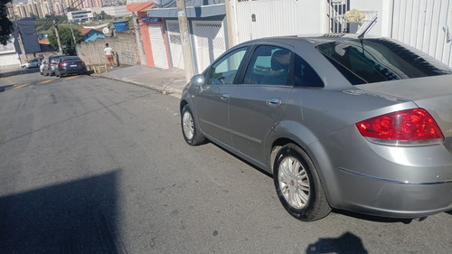 Fiat Linea 1.9 16v Flex 4p