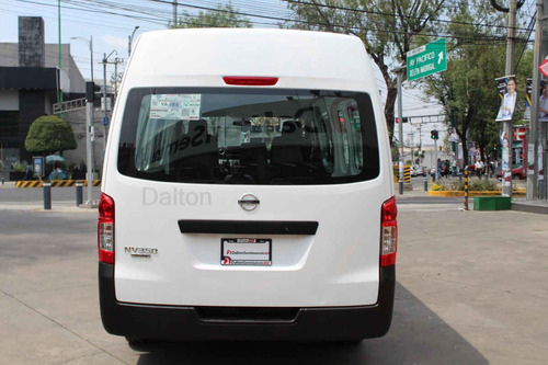 Imagen 6 de 15 de Nissan Urvan 2021 4 Cilindros
