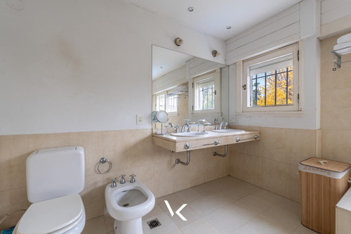 Casa En Venta En Martinez