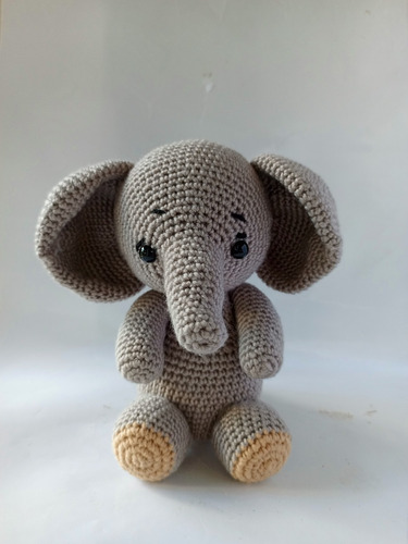 Muñeco Elefante De 20cm De Alto (amigurumi) Crochet