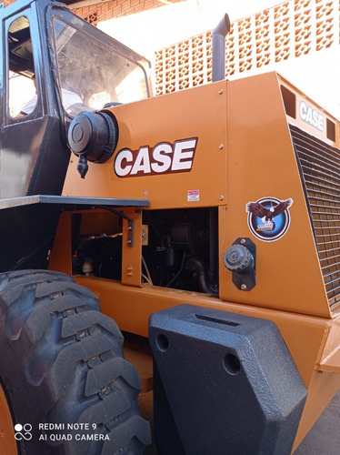 Imagem 14 de 14 de Pá Carregadeira Case W20e