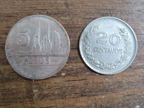 Lote 2 Moedas Colômbia 5 Pesos,1970, E 20 Centavos,1980 (Usado)