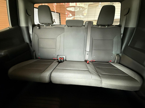 Chevrolet Silverado 5.3 V8 Custom Doble Cabina 4X4 At