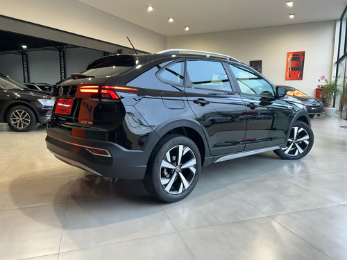 Volkswagen Nivus 1.0 200 TSI TOTAL FLEX HIGHLINE AUTOMÁTICO