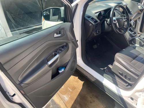 Ford Escape 2.5 Se Plus Piel At