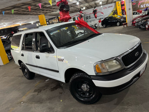 Ford Expedition 4.6 Xlt 4x2 Mt