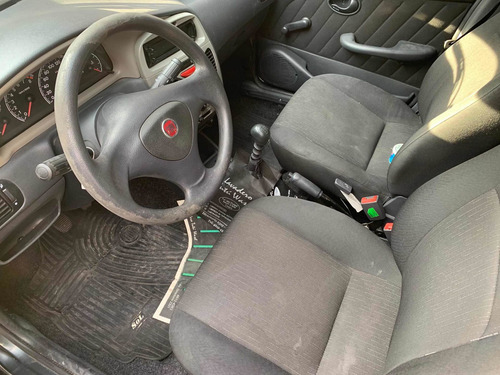 Fiat Palio 1.4 Attractive 2011