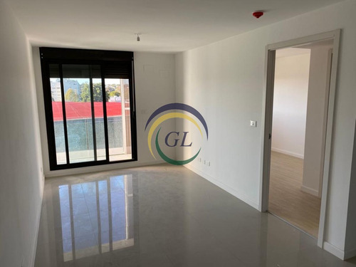 Imagen 8 de 9 de Venta De Apartamento De 1 Dormitorio Con Cochera Con Renta En Town Parck Barrio Privado En Plena Ciudad !!!prado