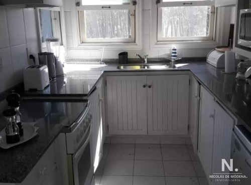 Hermosa Casa En Barrio Privado De La Barra