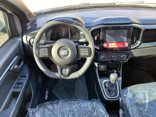 Imagem 12 de 15 de Fiat Strada Volcano 1.3 Flex 8v Cd Aut. 2022/2022