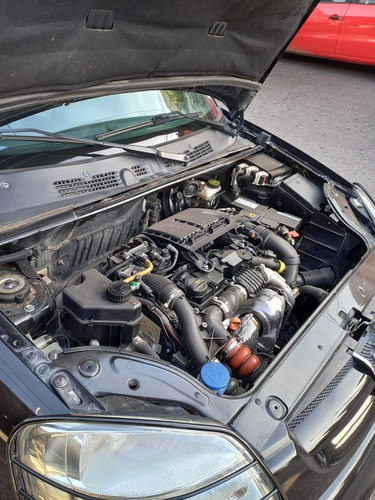 Imagen 8 de 15 de Peugeot Partner Patagónica 2015 1.6 Hdi Vtc Plus