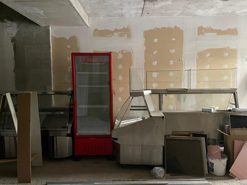 Arriendo Local Comercial De 72,59 M2, Metro Monte Tabor