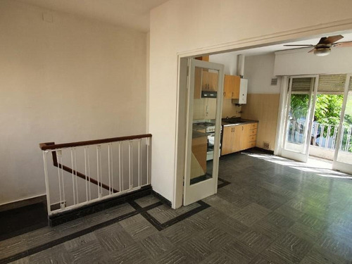 Comodo Departamento, Dos Dormitorios, Patio Con Parillero, Balcon, Sin Expensas !